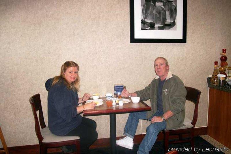 Hampton Inn Eugene Restaurant foto