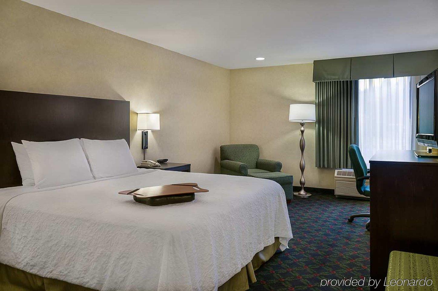 Hampton Inn Eugene Exterior foto
