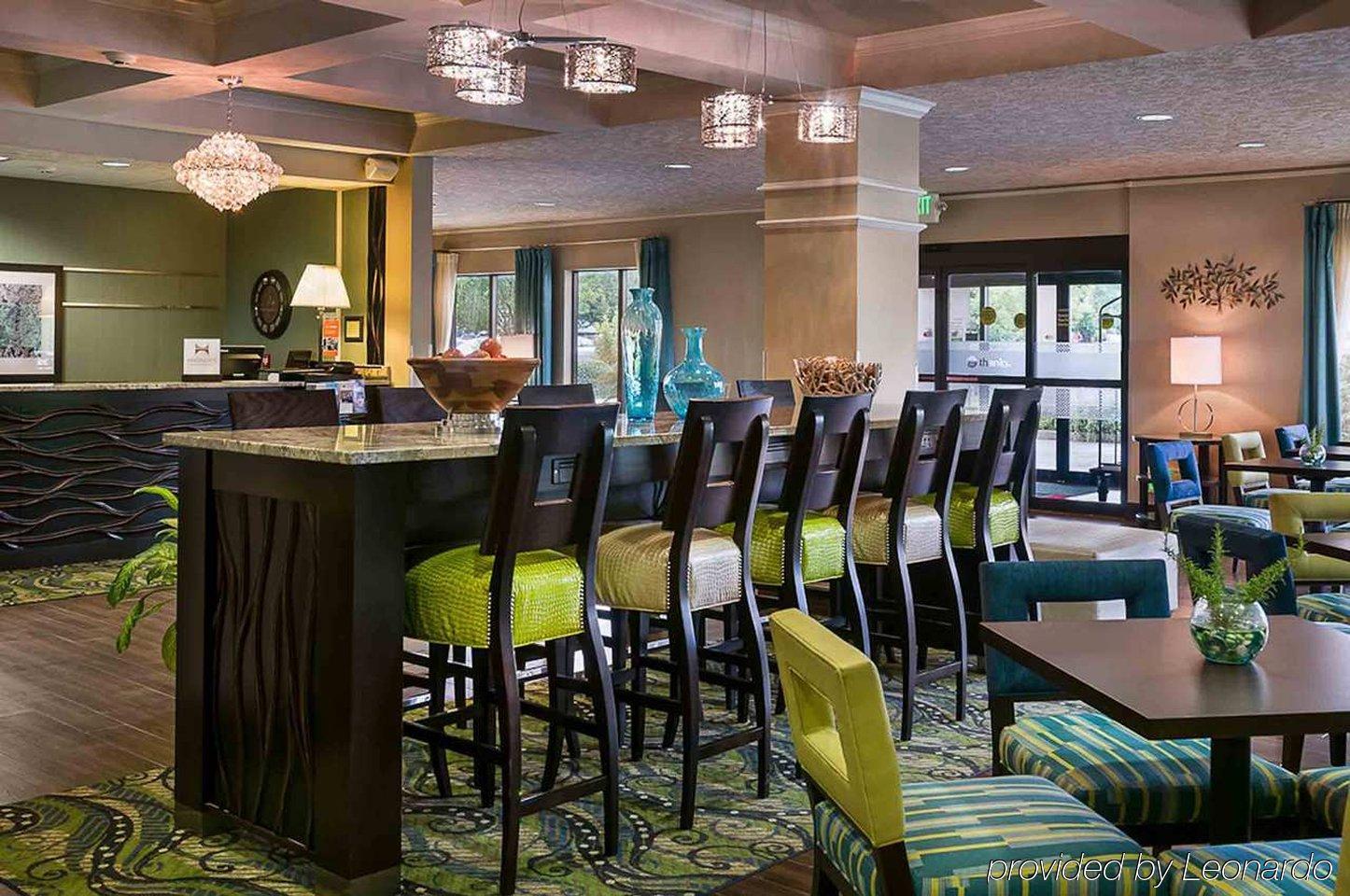 Hampton Inn Eugene Exterior foto